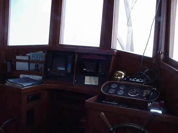 Slide: The Image of Lord Nelson Victory Tug 1985 - 4