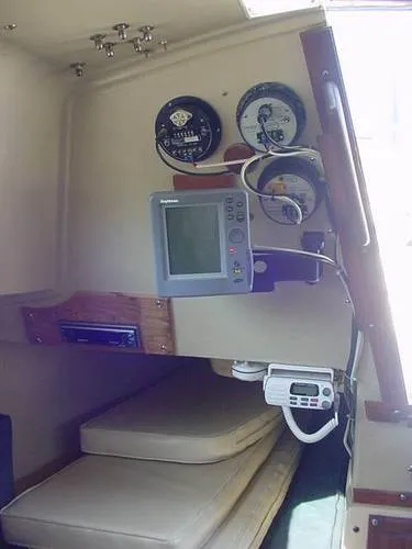 Slide: The Image of Catalina Tall Rig 1982 - 5