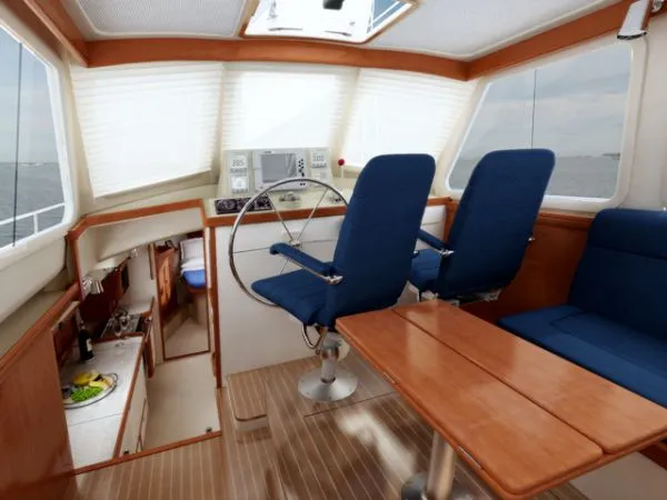Slide: The Image of Island Packet SP Cruiser 2009 - 3