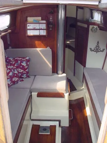 Slide: The Image of Tartan Sloop 1977 - 6