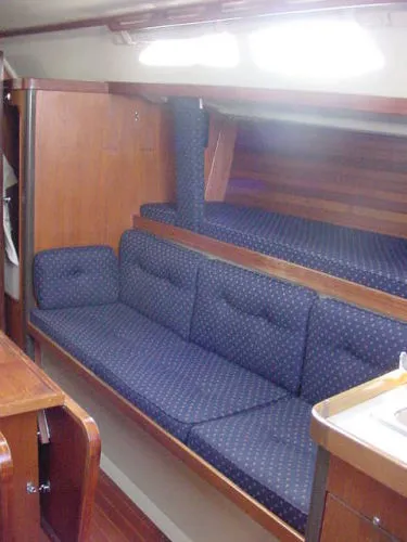Slide: The Image of C&C Sloop 1986 - 10
