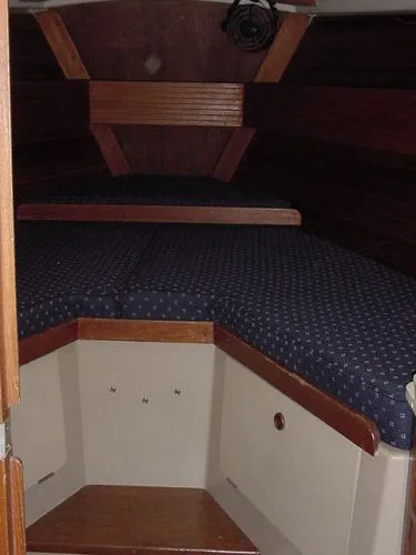 Slide: The Image of C&C Sloop 1986 - 6
