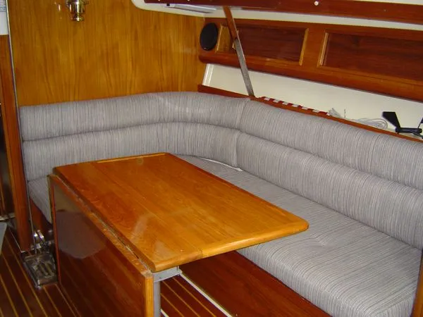 Slide: The Image of Pearson Sloop 1987 - 6