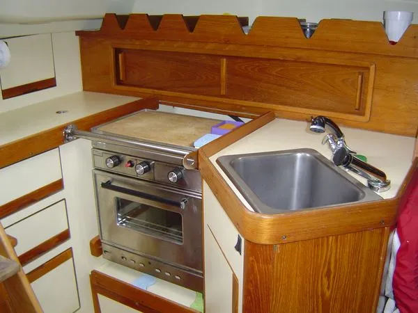 Slide: The Image of Pearson Sloop 1987 - 8