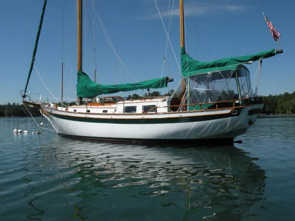 Slide: The Image of Mariner Fiberglass Ketch 1970 - 0