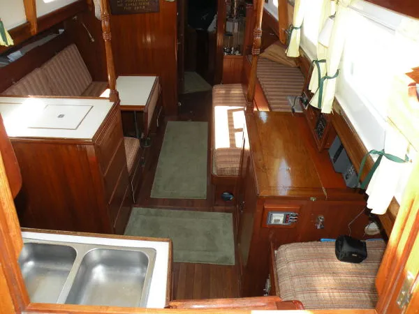 Slide: The Image of Mariner Fiberglass Ketch 1970 - 7