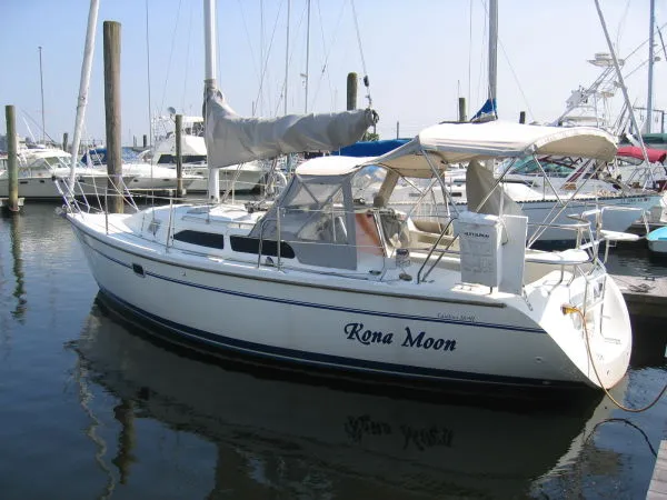 Slide: The Image of Catalina 28MKII 1999 - 10
