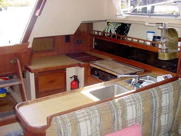 Slide: The Image of Catalina 30 Tall Rig 1982 - 5