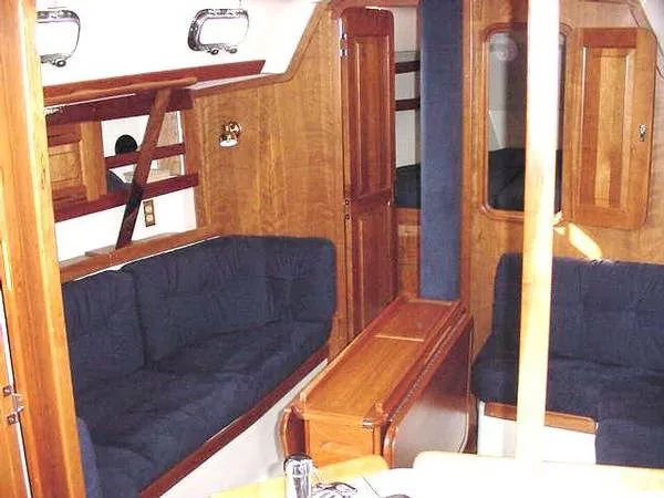 Slide: The Image of Tartan 3500 2001 - 3
