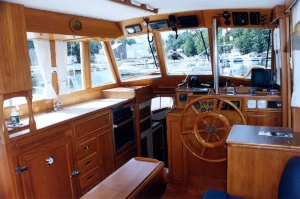 Slide: The Image of Grand Banks 36 Classic 1990 - 3