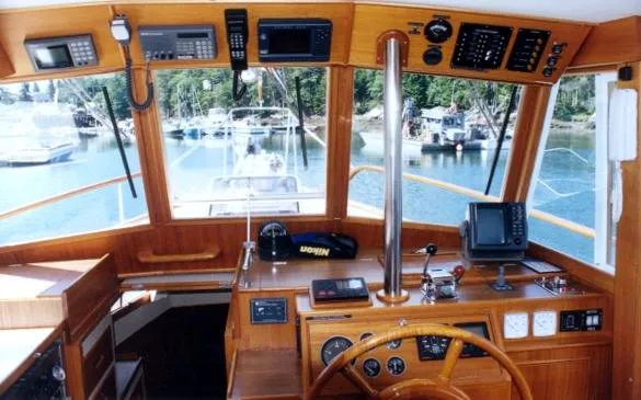 Slide: The Image of Grand Banks 36 Classic 1990 - 4