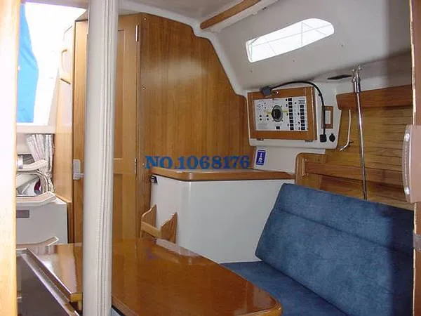 Slide: The Image of Catalina 28 Mk II Tall Rig 1998 - 2