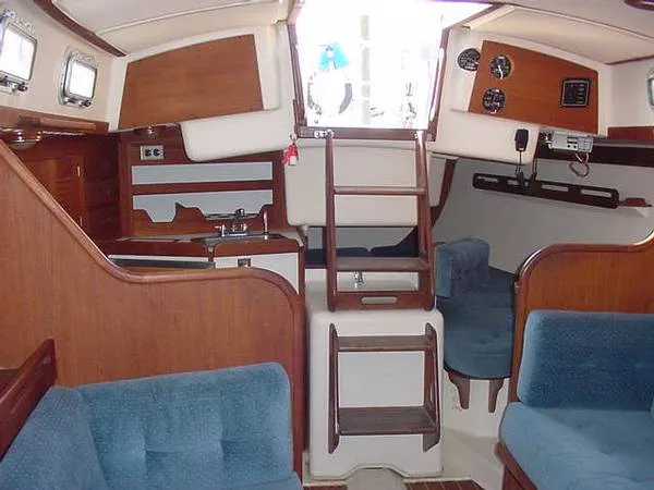 Slide: The Image of Tartan Scheel Keel 1987 - 3