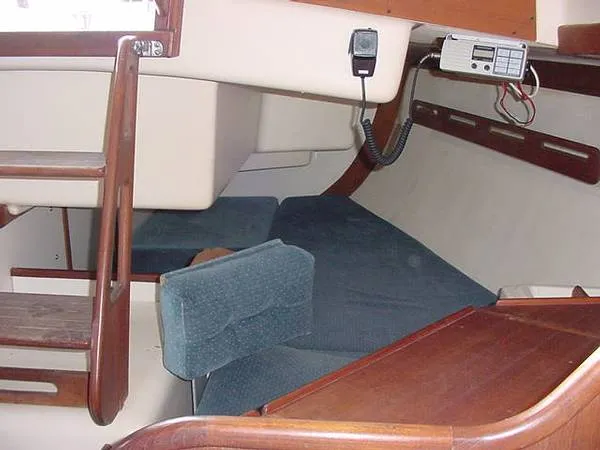Slide: The Image of Tartan Scheel Keel 1987 - 6