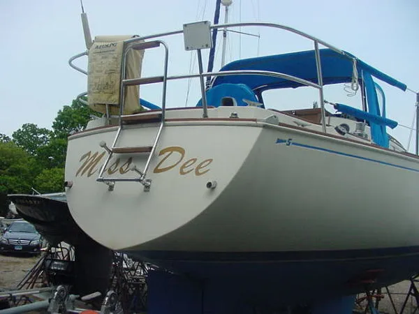 Slide: The Image of Sabre Sabre 30 Sloop 1981 - 2