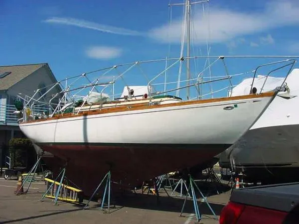 Slide: The Image of Cheoy Lee Luders Sloop 1975 - 0