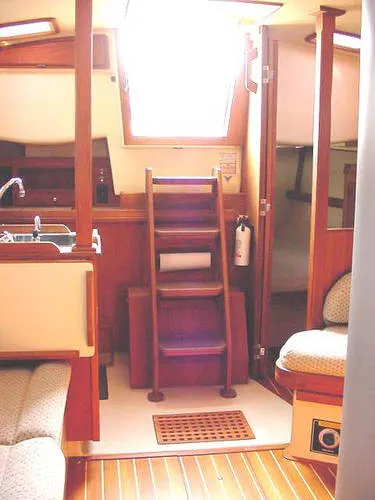 Slide: The Image of Island Packet 320 2001 - 9