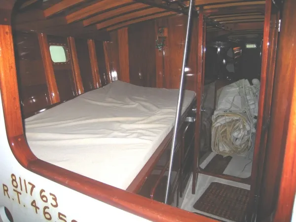 Slide: The Image of Superior Sailboats Ltd. Vic Carpenter Custom 1993 - 10