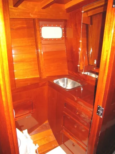 Slide: The Image of Superior Sailboats Ltd. Vic Carpenter Custom 1993 - 11