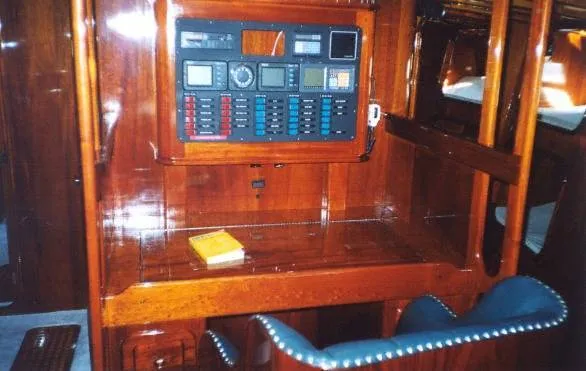 Slide: The Image of Superior Sailboats Ltd. Vic Carpenter Custom 1993 - 7