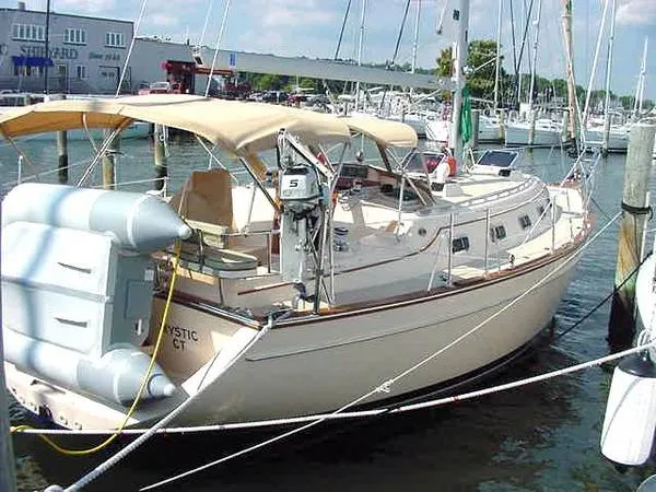 Slide: The Image of Island Packet 370 2004 - 0