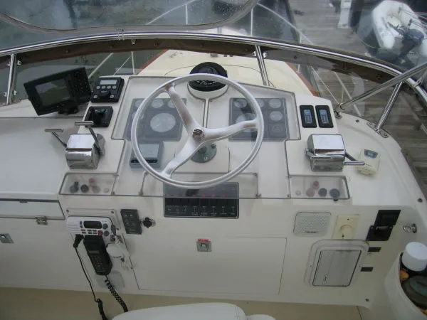 Slide: The Image of Legacy Flybridge Sedan 1997 - 8