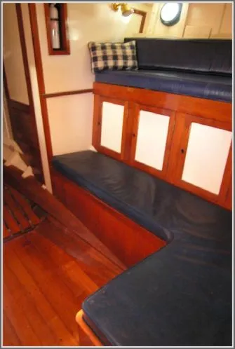 Slide: The Image of Porpoise 44 Ketch 1971 - 10