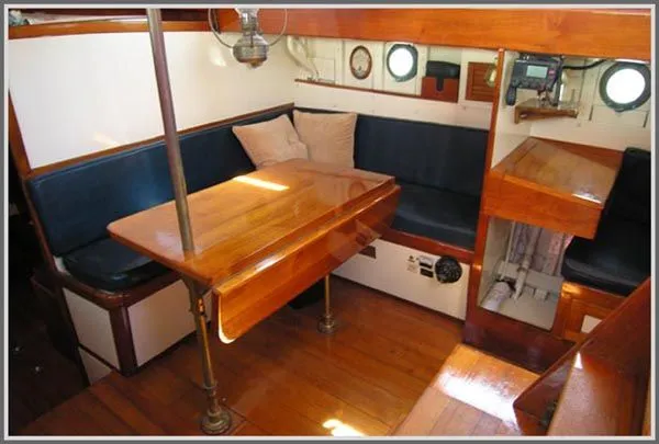 Slide: The Image of Porpoise 44 Ketch 1971 - 2