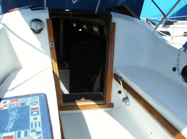 Slide: The Image of Islander 1973 - 11