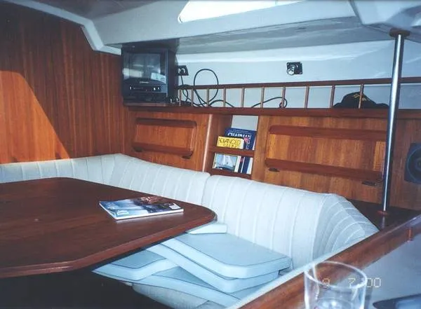 Slide: The Image of Hunter Legend 1990 - 2