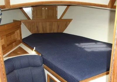 Slide: The Image of Pacific Seacraft Crealock 37 1998 - 8