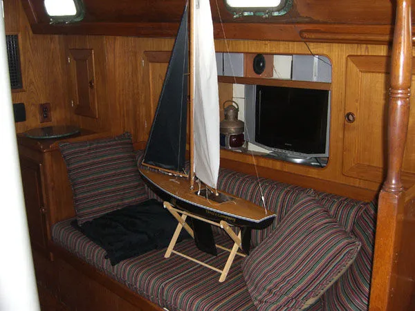 Slide: The Image of Peterson Center Cockpit 1976 - 8