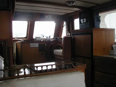 Slide: The Image of C&L Europa Sedan Trawler 1979 - 4