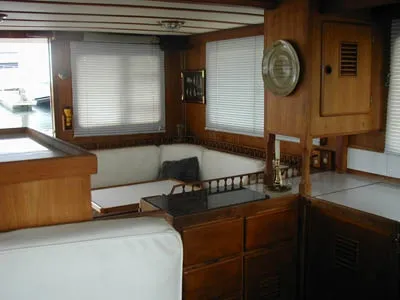 Slide: The Image of C&L Europa Sedan Trawler 1979 - 6