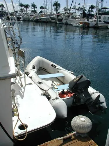 Slide: The Image of Lien Hwa Elegant Mark II Motoryacht 1986 - 3