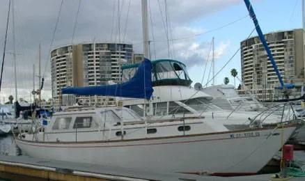 Slide: The Image of Islander Pilothouse Motorsailer 1970 - 0