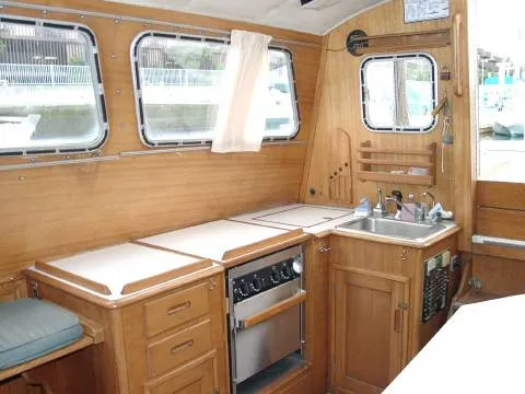 Slide: The Image of Islander Pilothouse Motorsailer 1970 - 5