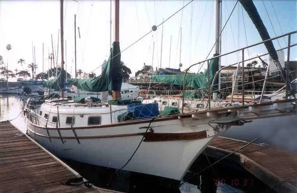 Slide: The Image of Magellan Ketch 1981 - 0