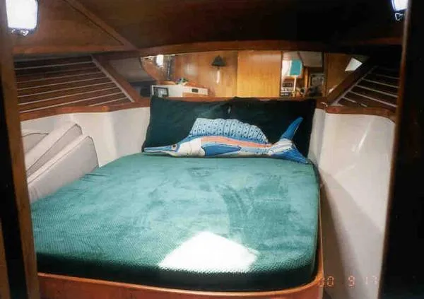 Slide: The Image of Newport Offshore Eagle 40 1987 - 5