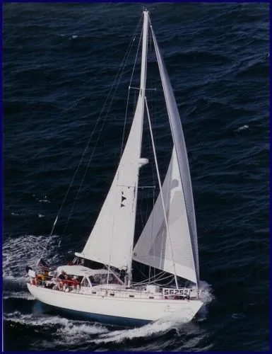 Slide: The Image of Spindrift / Hillier Yachts Center Cockpit 1984 - 0