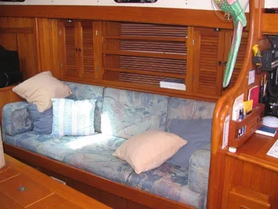 Slide: The Image of Spindrift / Hillier Yachts Center Cockpit 1984 - 6