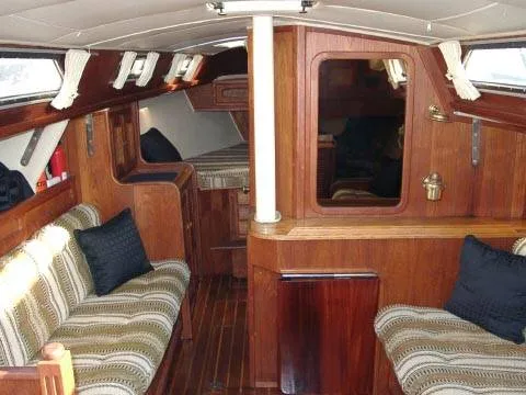 Slide: The Image of Islander Sloop 1977 - 2