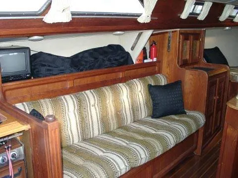 Slide: The Image of Islander Sloop 1977 - 4