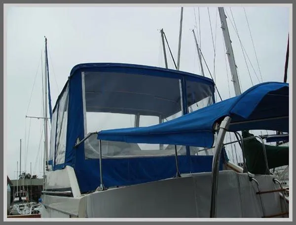 Slide: The Image of Chris-Craft 33 Sedan 1977 - 11