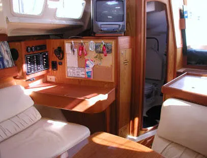 Slide: The Image of Hunter 340 2000 - 6