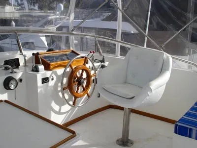 Slide: The Image of Blue Sea Executuve Express Sedan Trawler 1984 - 7