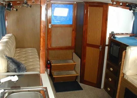 Slide: The Image of Luhrs Sedan Sportfisher 1974 - 5