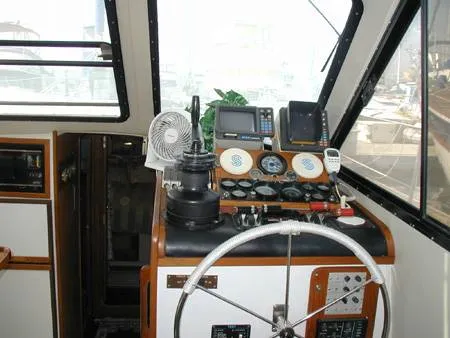 Slide: The Image of Lancer Motorsailer 1983 - 6