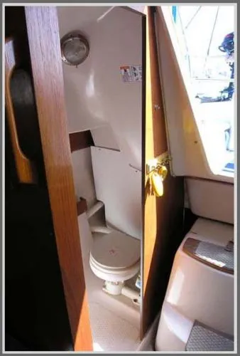 Slide: The Image of Hake Yachts Seaward 25 with Trailer 1997 - 10