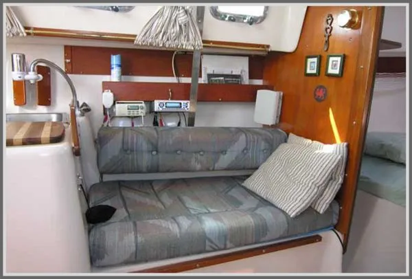 Slide: The Image of Hake Yachts Seaward 25 with Trailer 1997 - 3